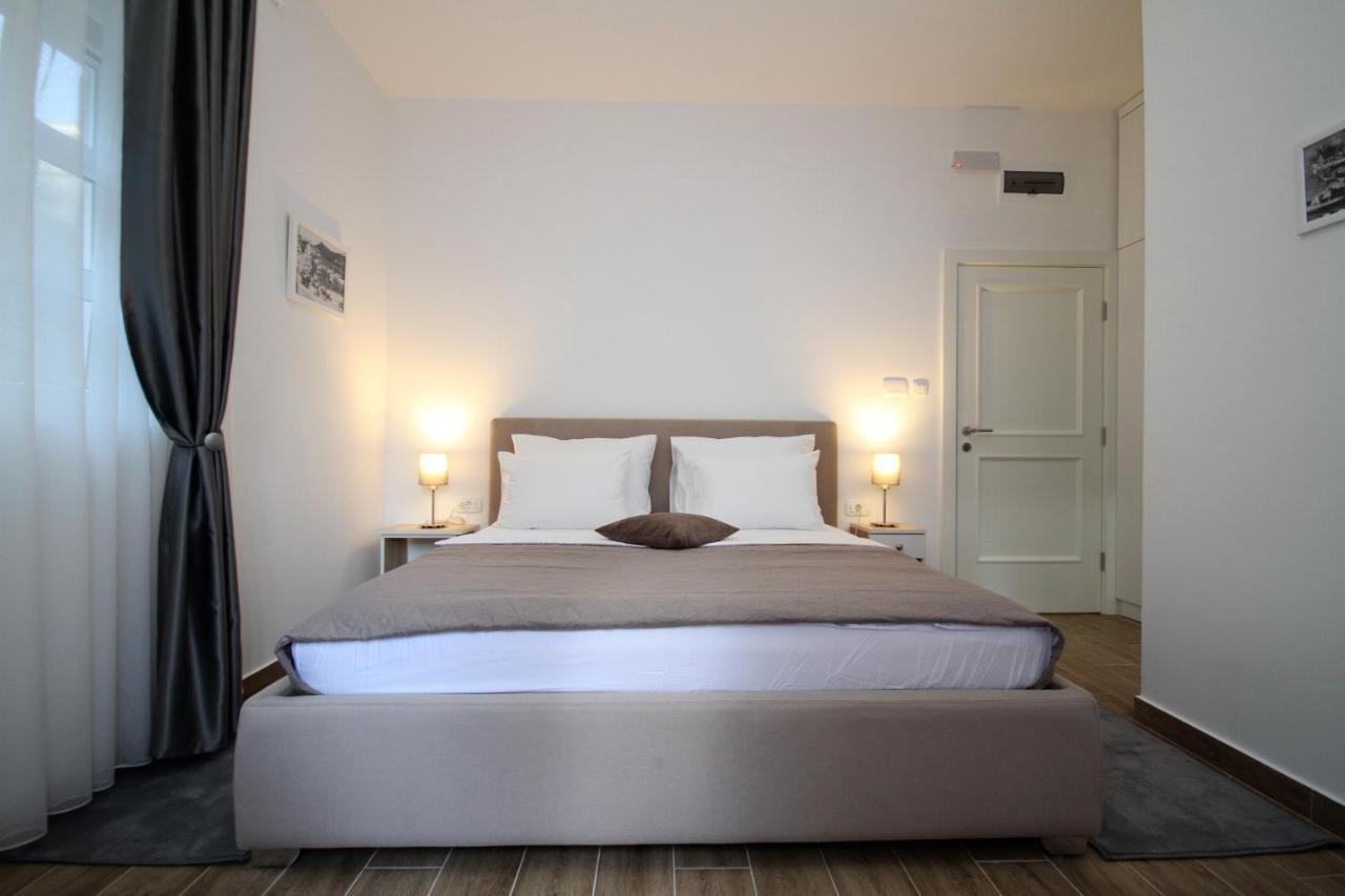 Skala Luxury Rooms เซทินเจ ภายนอก รูปภาพ