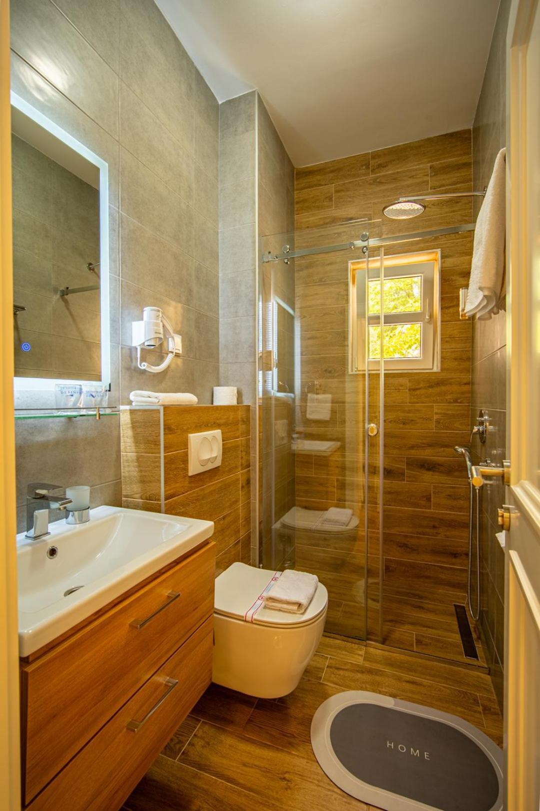 Skala Luxury Rooms เซทินเจ ภายนอก รูปภาพ