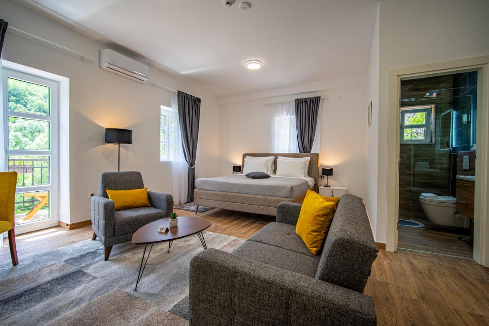 Skala Luxury Rooms เซทินเจ ภายนอก รูปภาพ