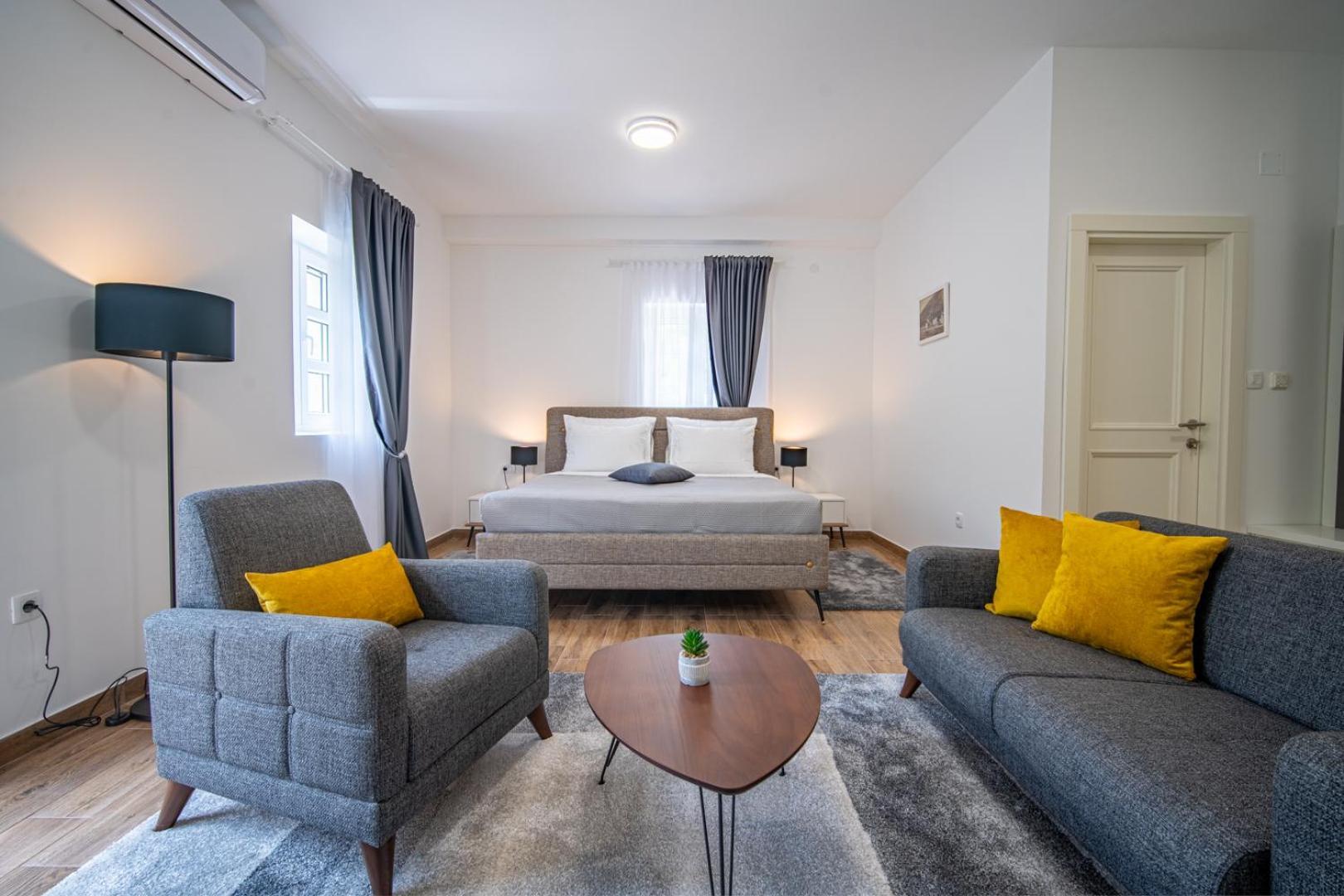 Skala Luxury Rooms เซทินเจ ภายนอก รูปภาพ