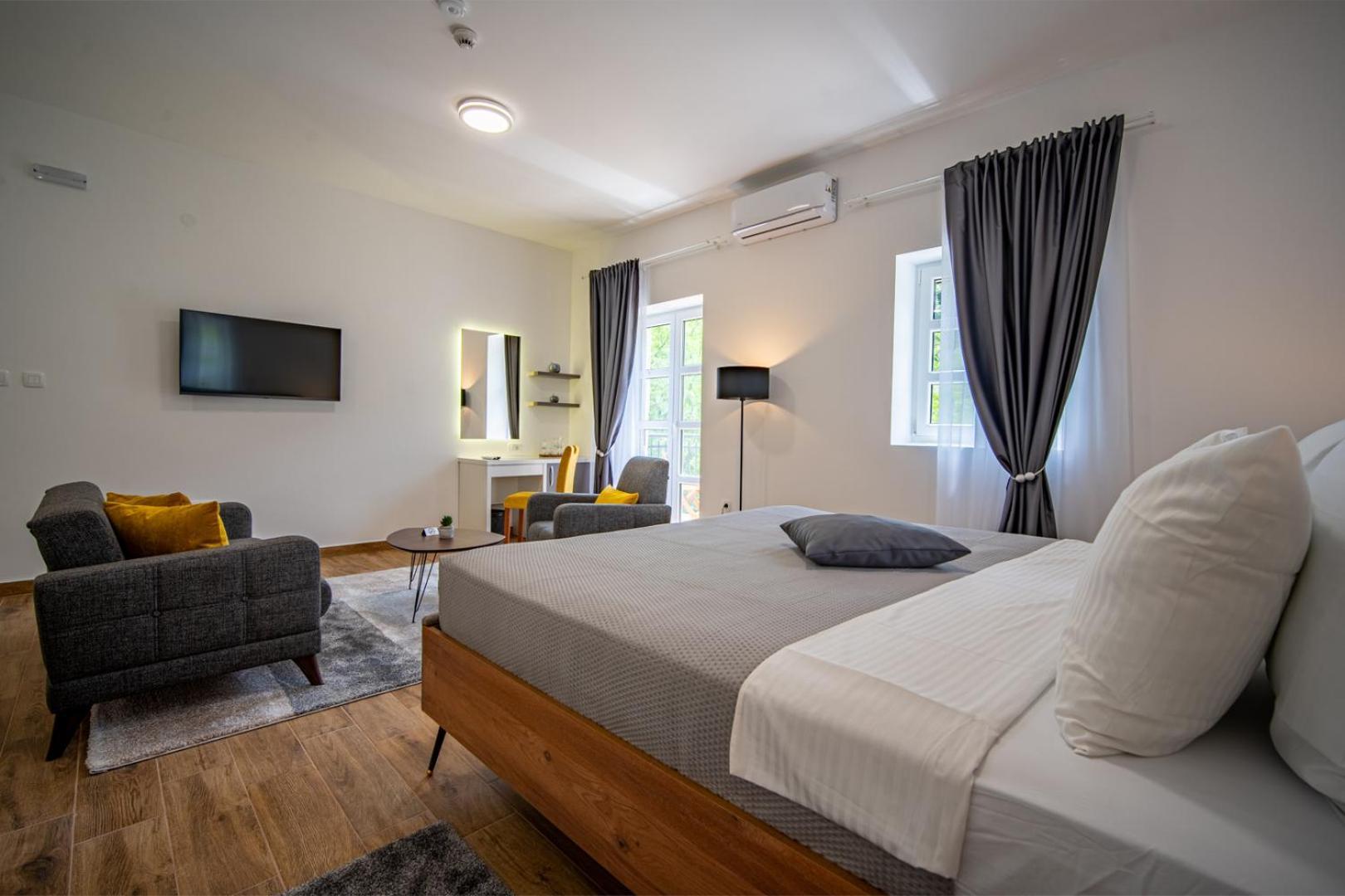 Skala Luxury Rooms เซทินเจ ภายนอก รูปภาพ
